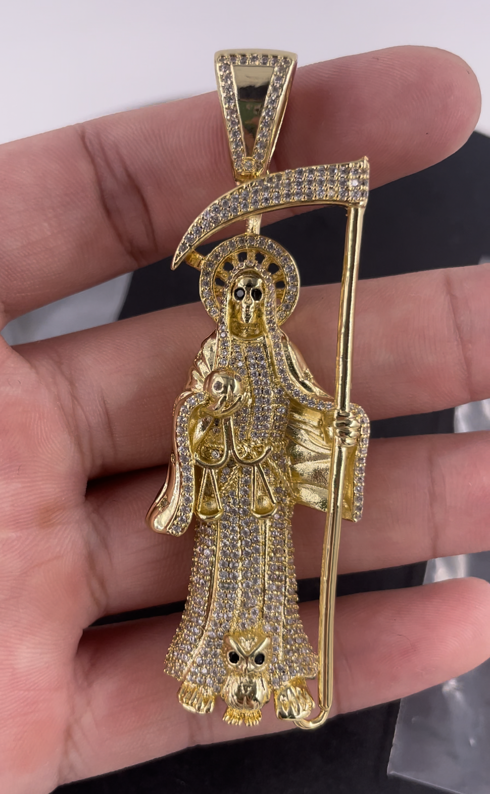 Hip Hop Iced Out Santa Muerte Charm Pendant Brass Micro Pave Zircon Mortal Holy Death Skull Pendant Men Jewelry