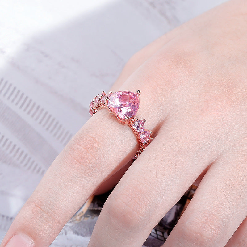 New Design Fashion Heart Ring Zircon Hip Hop Ring For Men Women
