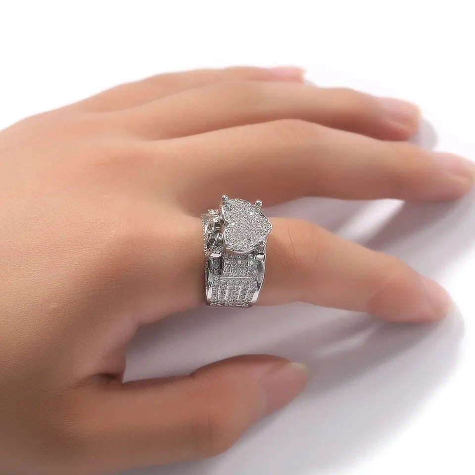 Brass Micro Pave Zircon Engagement Ring Hip Hop Heart Design Trendy Ring For Wedding Gift