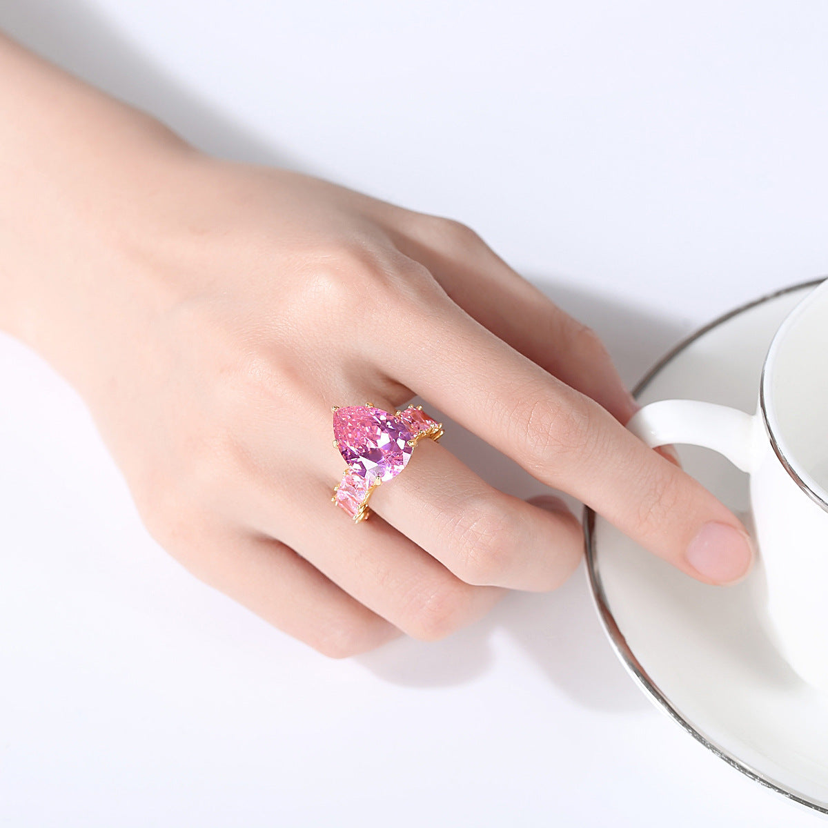 European American S925 Steling Silver Ring Drop-shaped Zircon Fashion Charm Jewelry