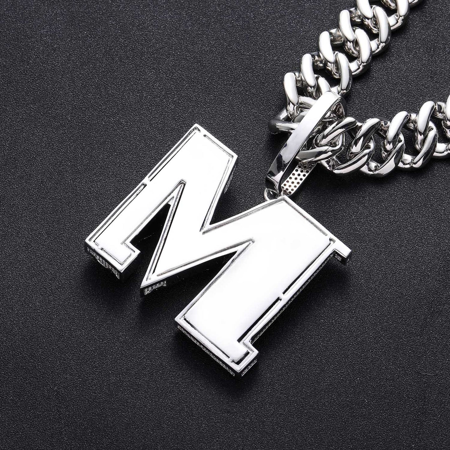 M Little Daisy Hip Hop Necklace Men Pendant T Cubic Zirconia Inlaid Personality Fashion Necklace Jewelry