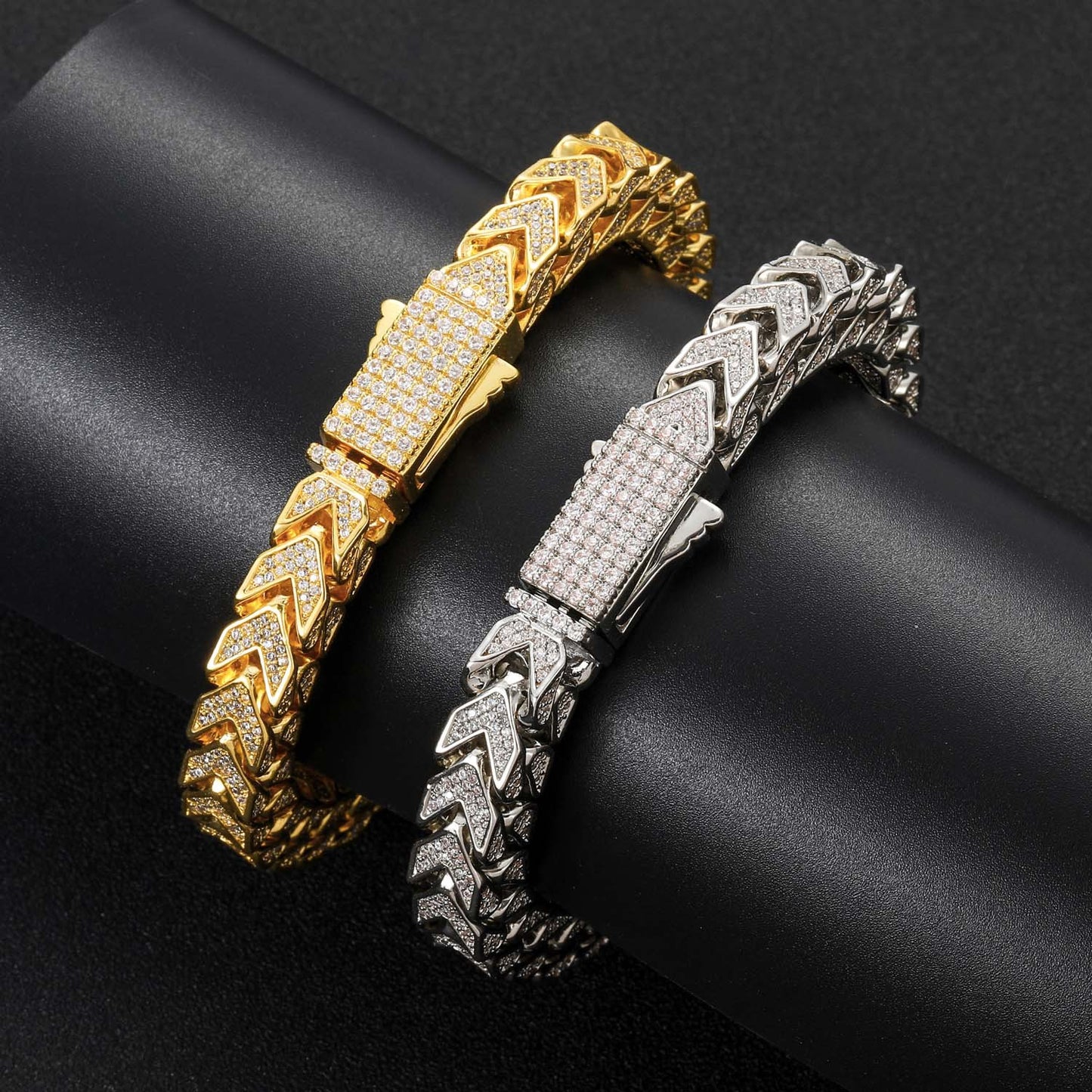 Hip Hop 8mm V shaped Cuban Chain Full of CZ Iced Out Diamond Bracelet Jewelry