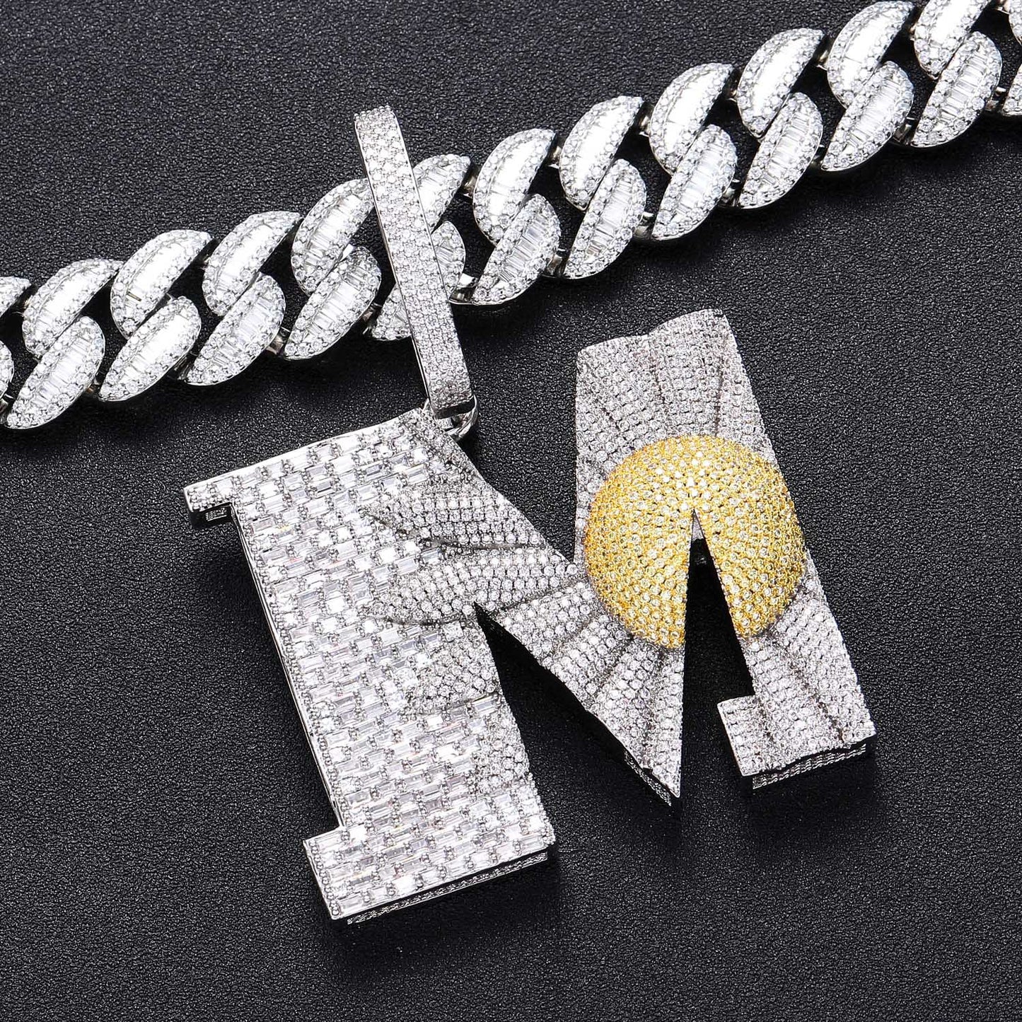 M Little Daisy Hip Hop Necklace Men Pendant T Cubic Zirconia Inlaid Personality Fashion Necklace Jewelry